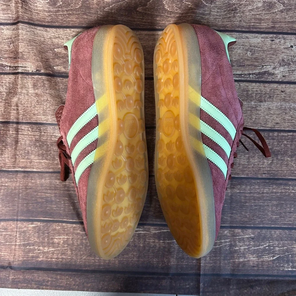 Adidas Gazelle Indoor IH7487 Burgundy Lime Green Gum Sole Mens Suede Sneakers 14